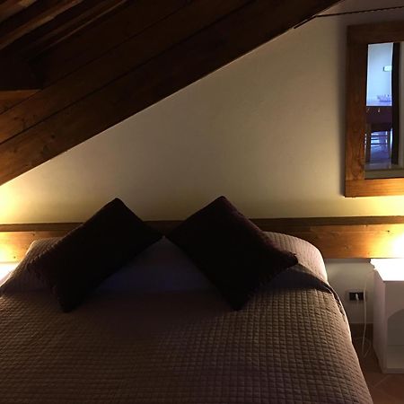Guest House Dimora Fiorita Serracapriola ห้อง รูปภาพ