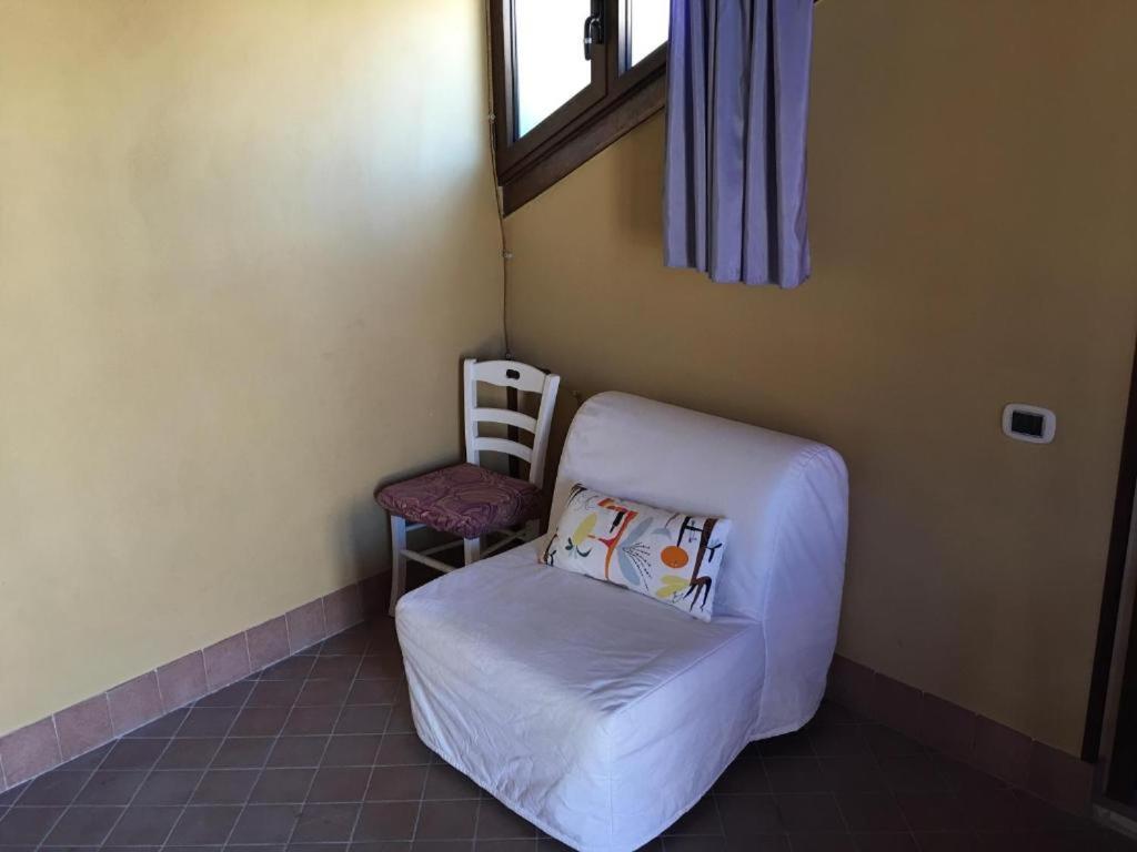 Guest House Dimora Fiorita Serracapriola ภายนอก รูปภาพ