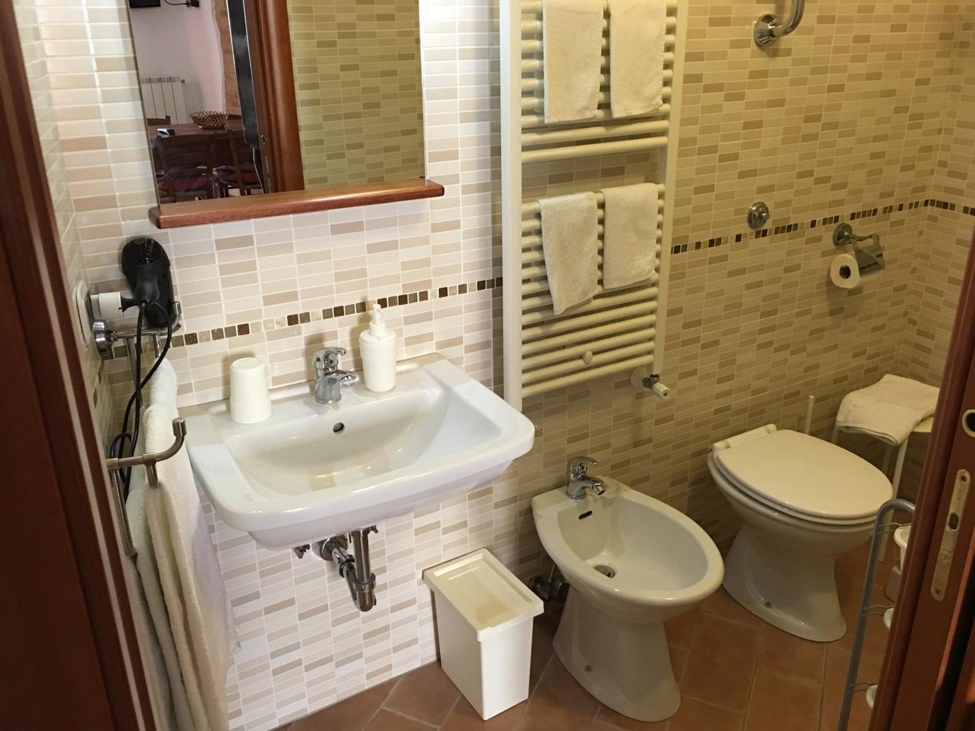 Guest House Dimora Fiorita Serracapriola ห้อง รูปภาพ