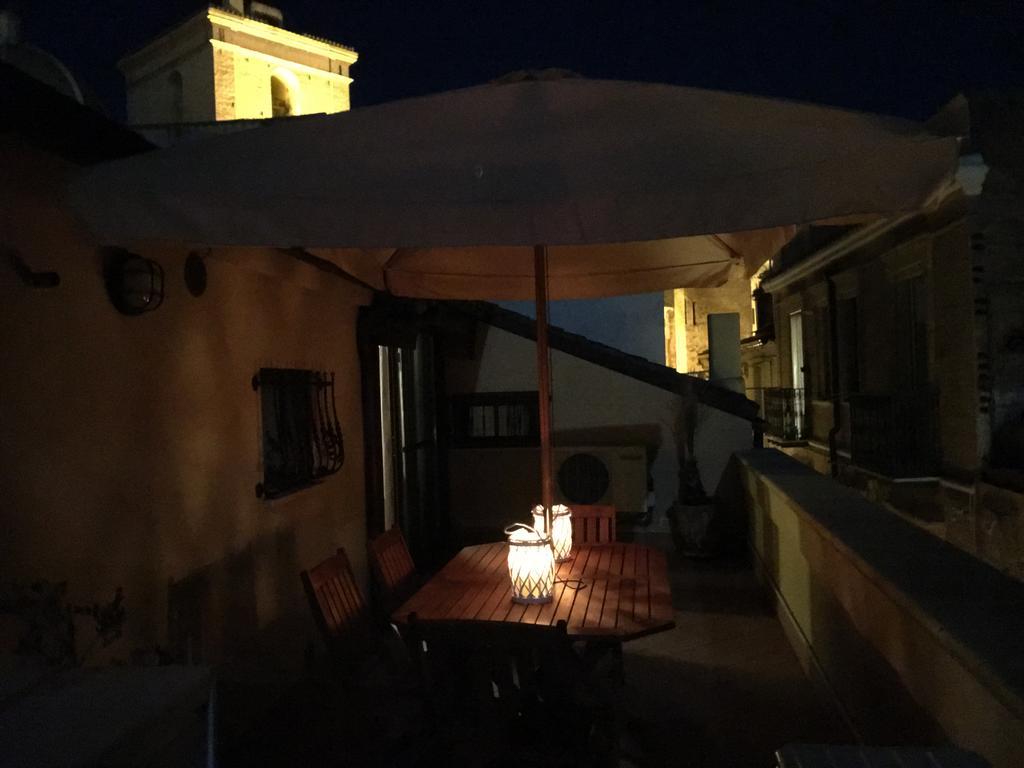 Guest House Dimora Fiorita Serracapriola ภายนอก รูปภาพ