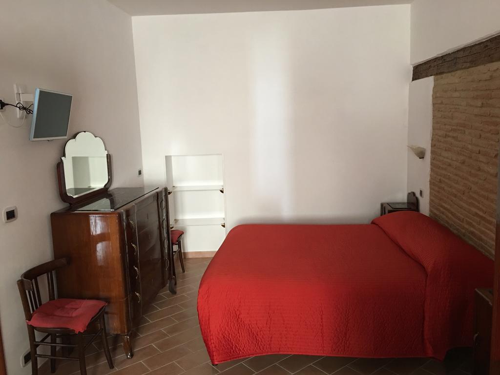 Guest House Dimora Fiorita Serracapriola ภายนอก รูปภาพ