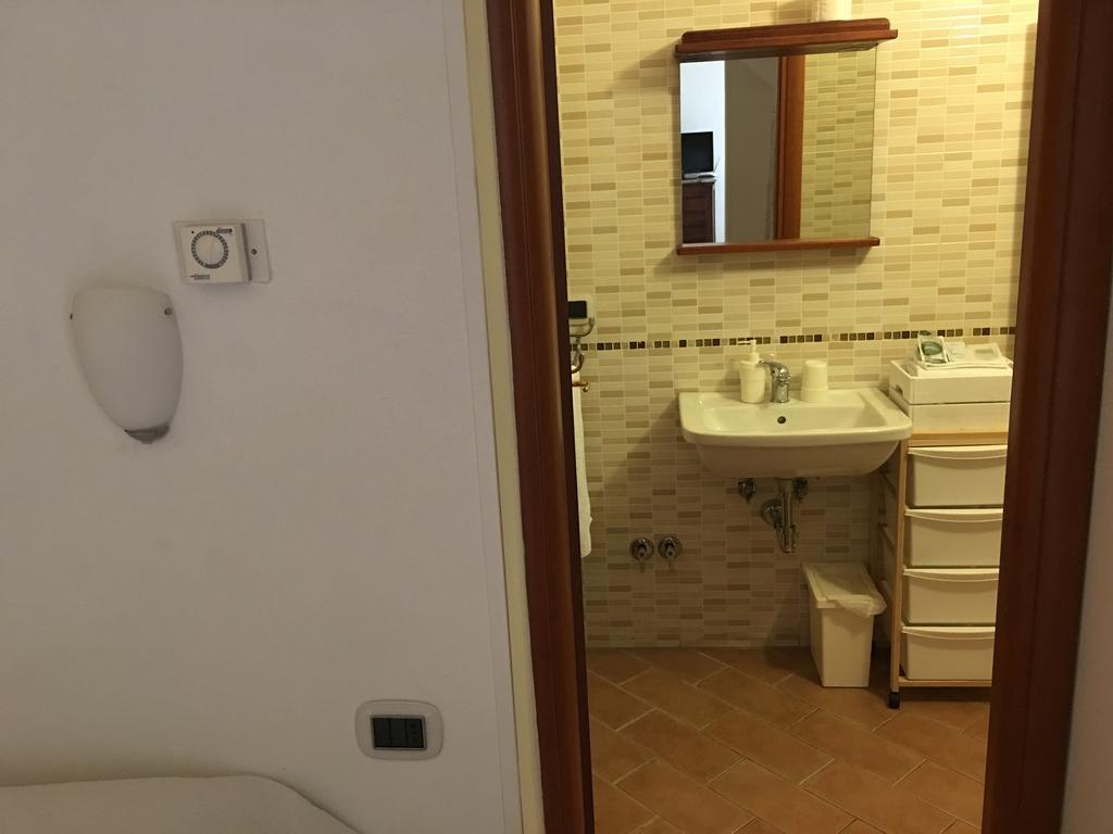 Guest House Dimora Fiorita Serracapriola ภายนอก รูปภาพ