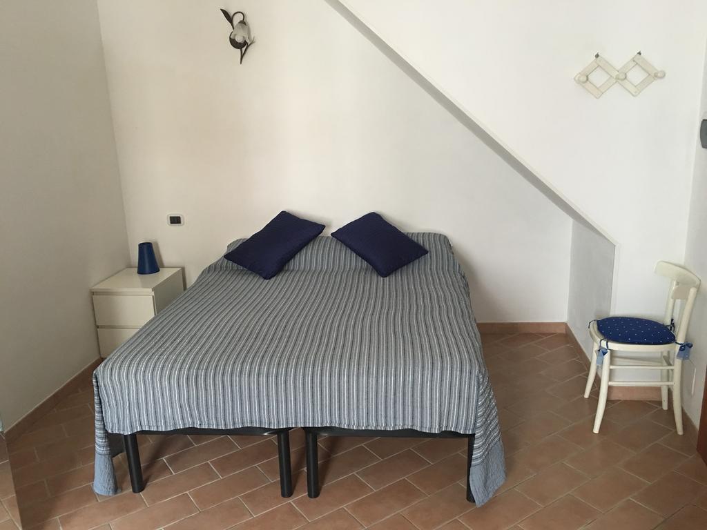 Guest House Dimora Fiorita Serracapriola ภายนอก รูปภาพ